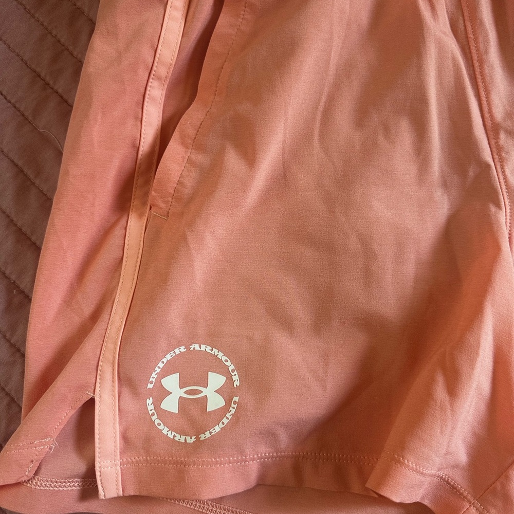 Men’s medium Under Armor shorts